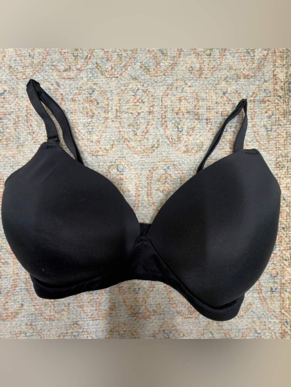 Auden Maternity/ Nursing Black Wireless Smooth T-Shirt Bra size 32DDD